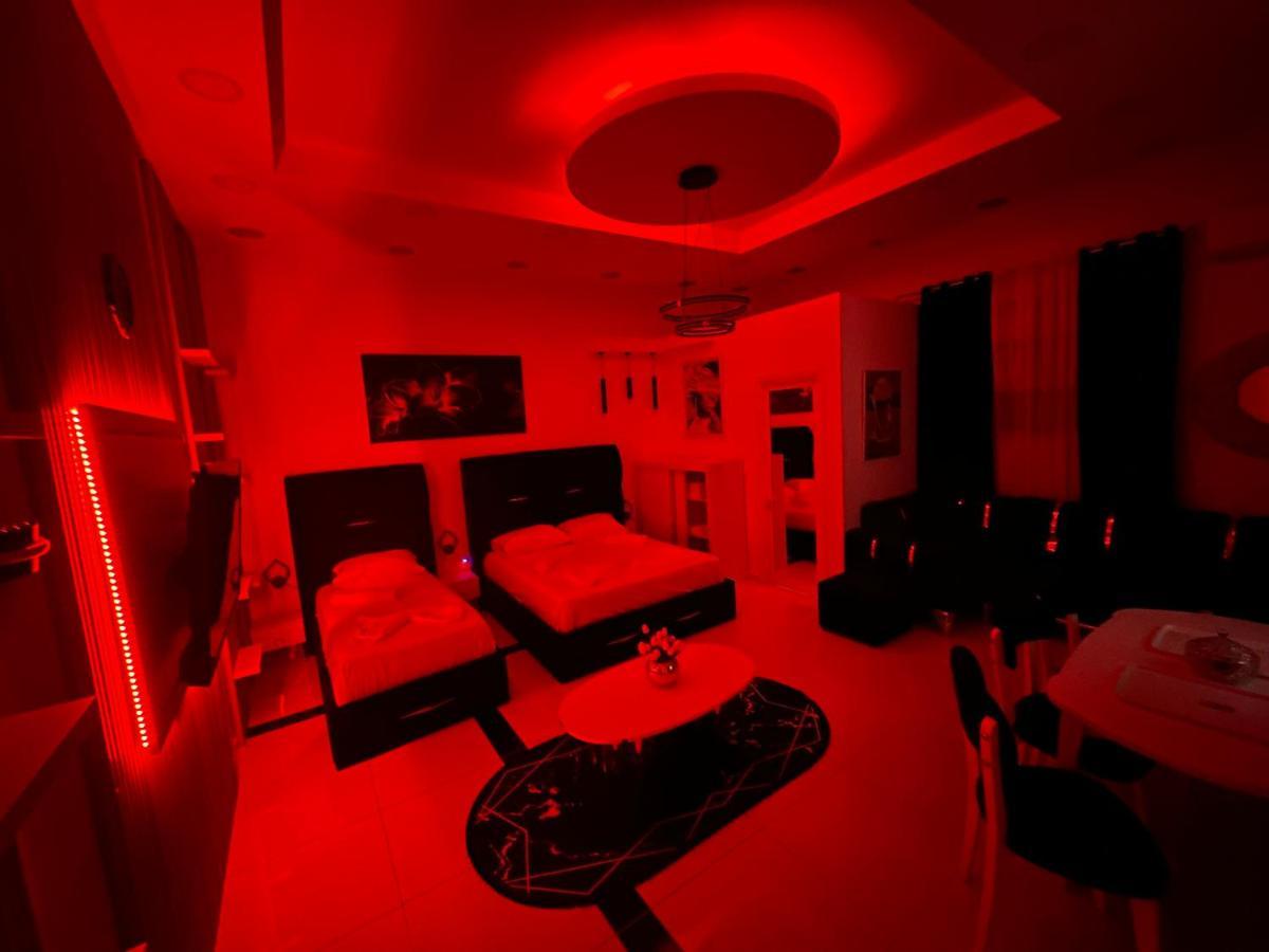 Esto'S Apartament Near Tirana Airport 1 - Self Checkin -Netflix - Free Parking Valjiosi Exterior foto